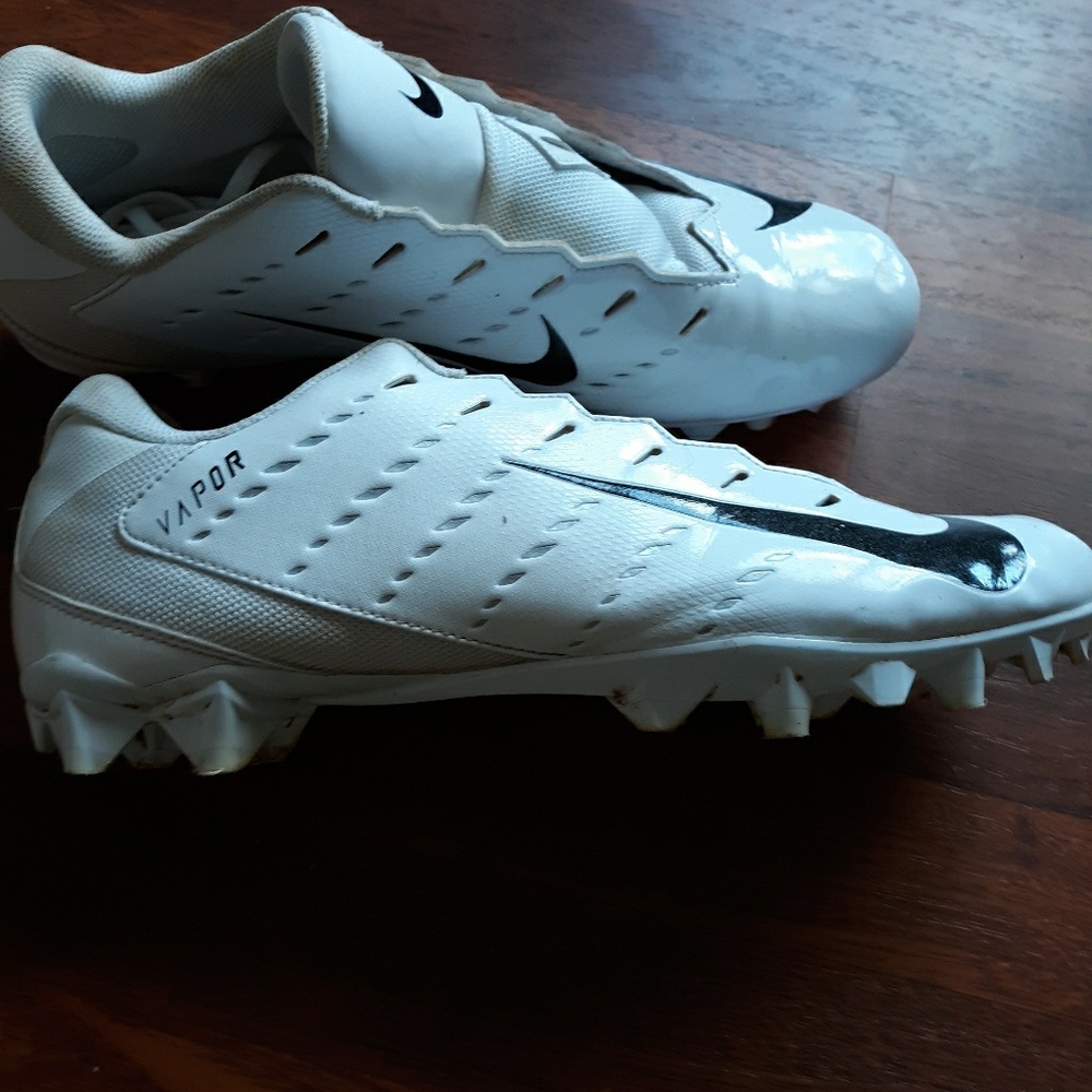 Men's Nike football cleats